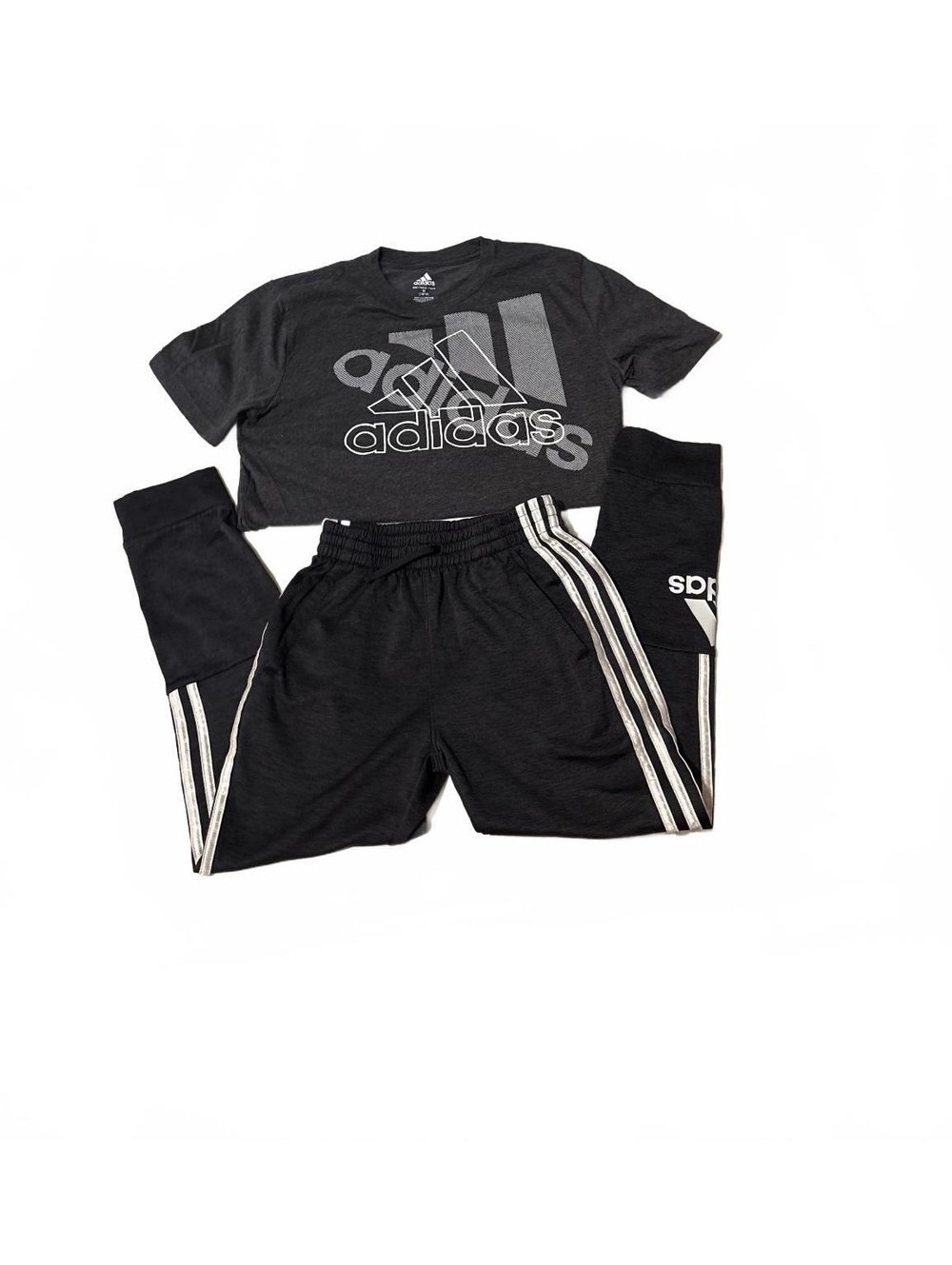 Adidas Boys T-Shirt and Jogger Pants Set Size Medium 10/12 Black Grey Outfit EUC